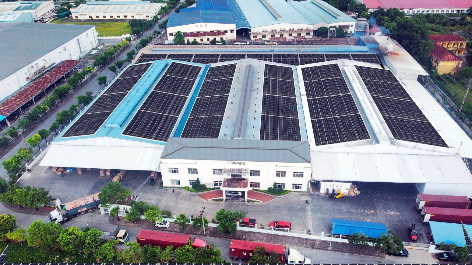 z4823244910165 5ce1af4999a9745410202f77af052be1 20240820070051 7ypcf - Điện mặt trời cho gia đình & doanh nghiệp